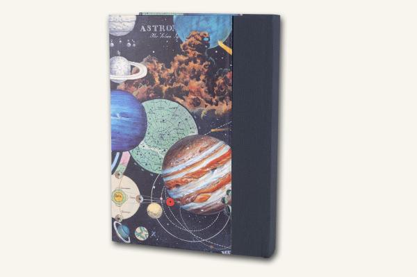 Notebook DIN format, linen spine navy blue